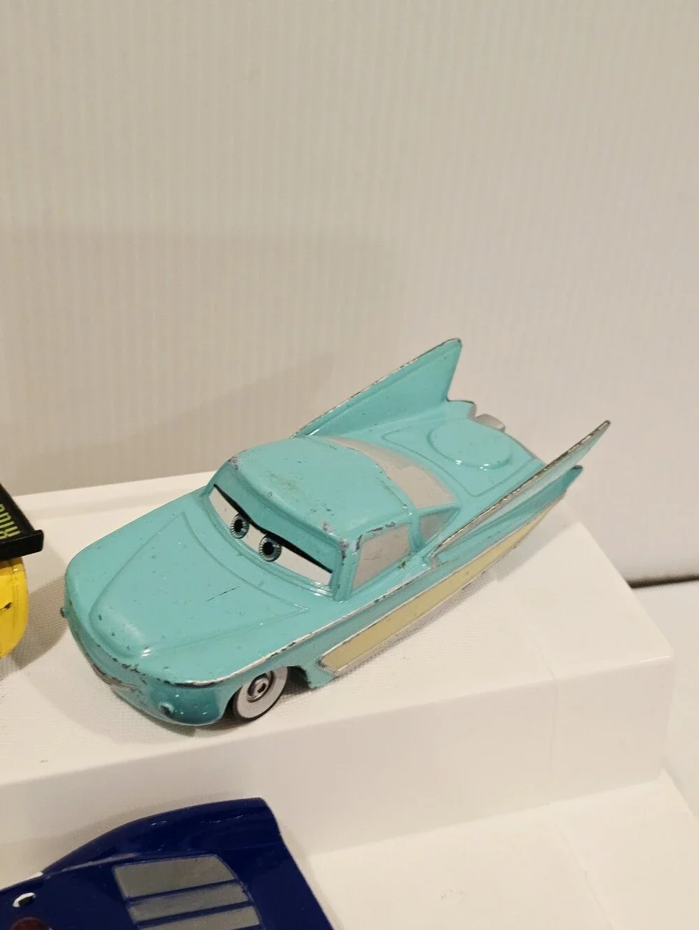 Disney Pixar Deluxe Large Diecast Car Set